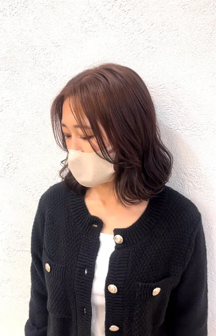 ミディアム カラー ブリーチ 透明感カラー デザインカラー 髪質改善 レイヤーカット 山本梨華/ 透明感カラーのヘアスタイル