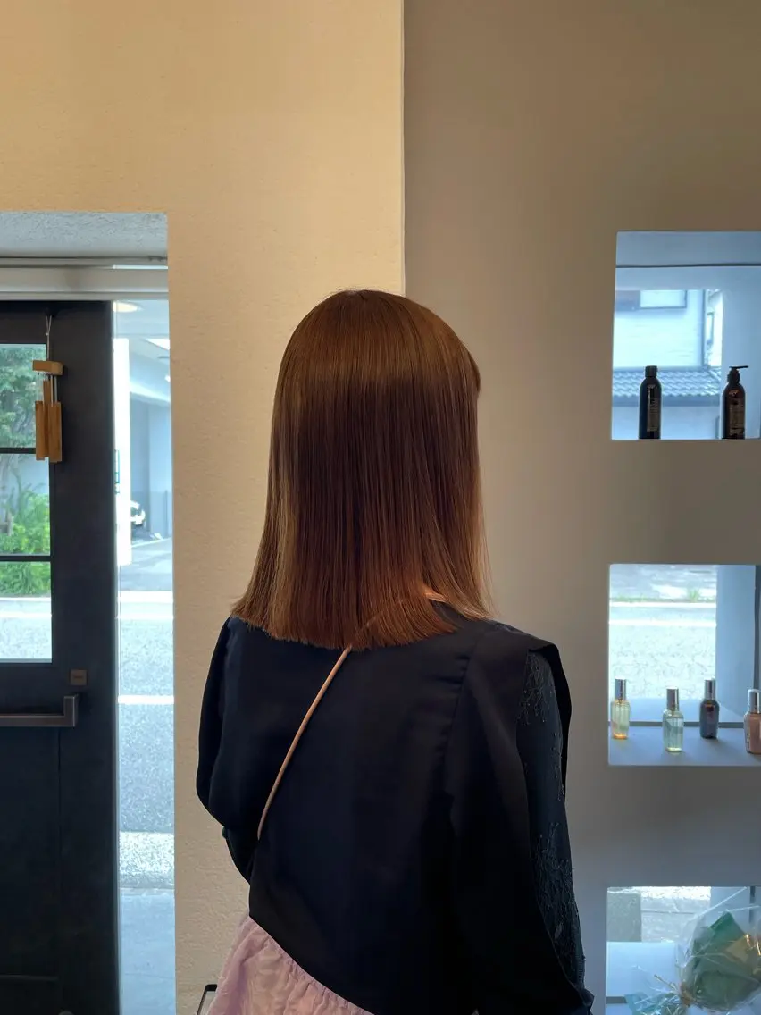 ミディアム カラー 吉富 博美のヘアスタイル