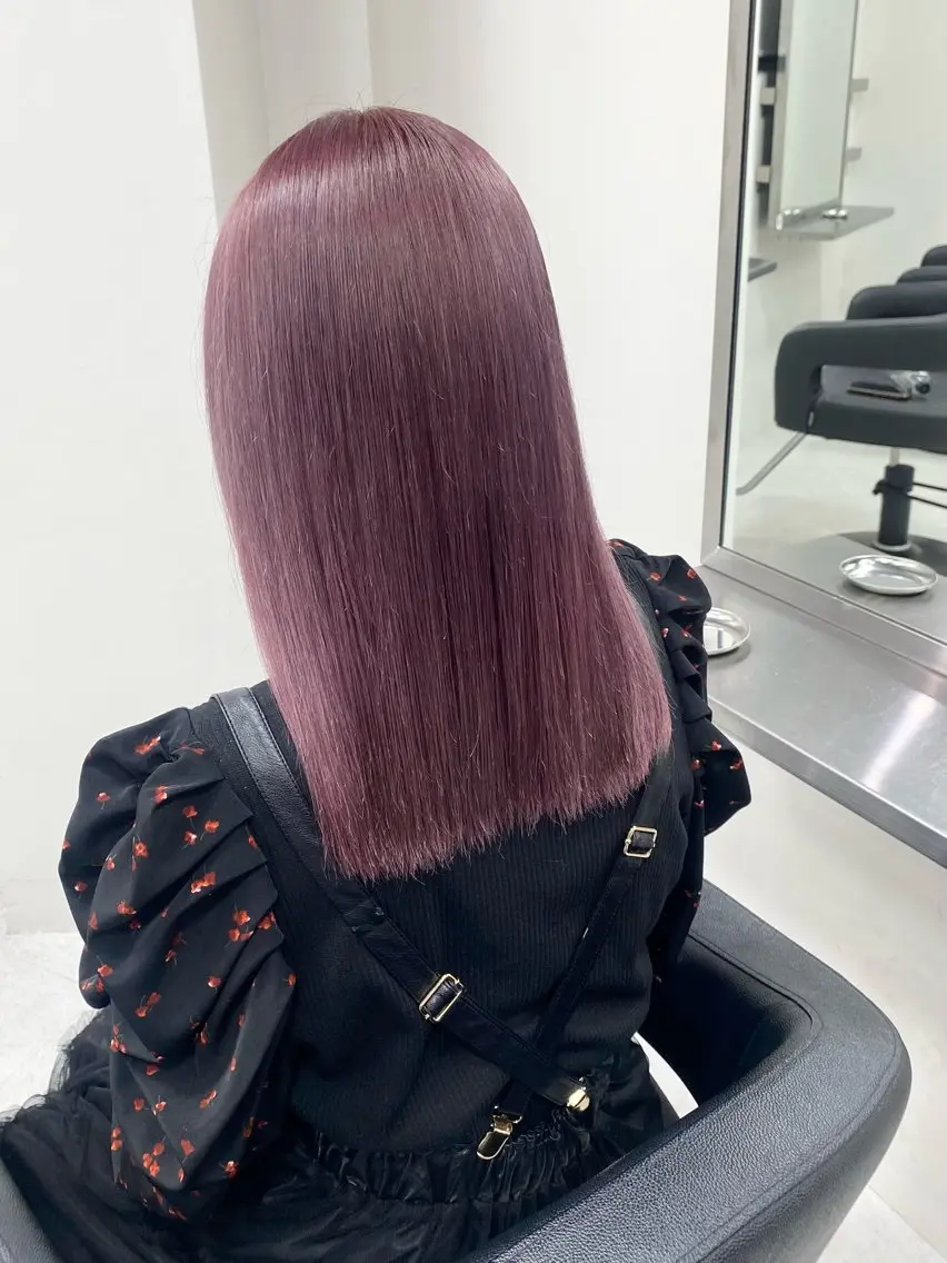 セミロング カラー ラベンダーカラー ラベンダーピンク ピンクカラー ヘアカラー トリートメント 韓国レイヤー/ 縮毛矯正🎀minaのヘアスタイル