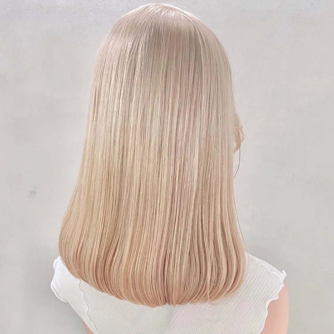 セミロング カラー ハイトーンカラー ヘアカラー トリートメント ✨MiL✨ ✨心斎橋✨のヘアスタイル