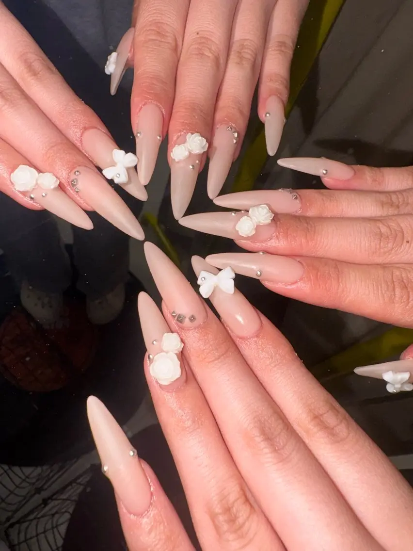 ネイル ロングネイル マットネイル ハンドネイル 33nail✴️栄 スミレ❇️Gel-xのネイルデザイン