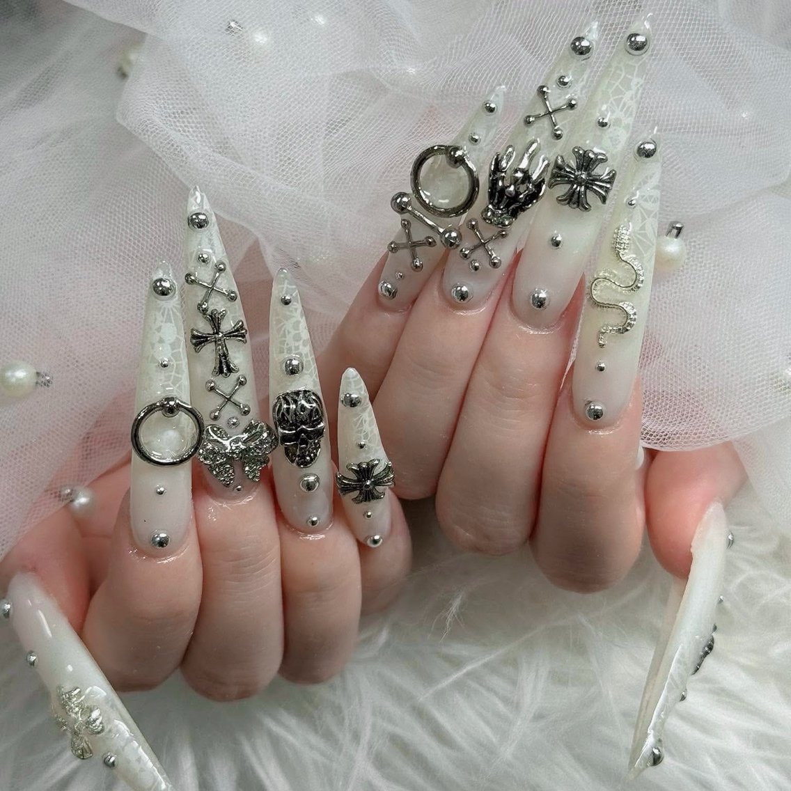 ネイル フットネイル フレンチネイル グラデーション 韓国ネイル ロングネイル ハンドネイル Hani Nail Salonのネイルデザイン