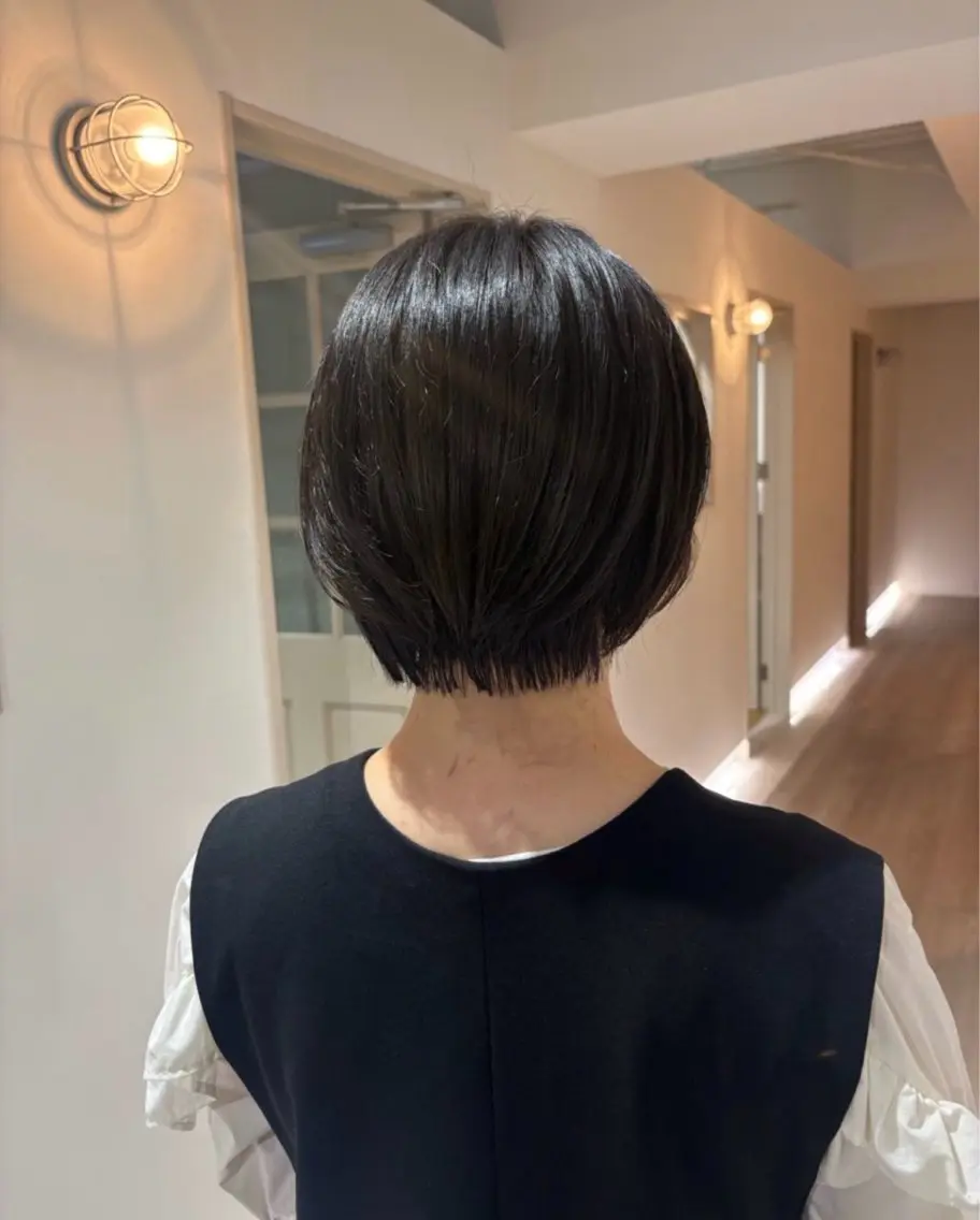 ショート ニトウ レイナのヘアスタイル