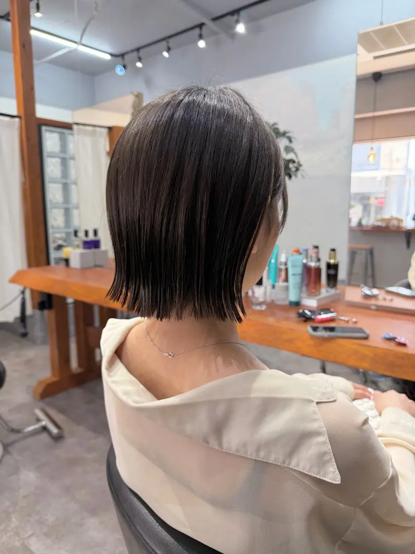 ショート カット ヘアカラー トリートメント IWT KEIZOのヘアスタイル