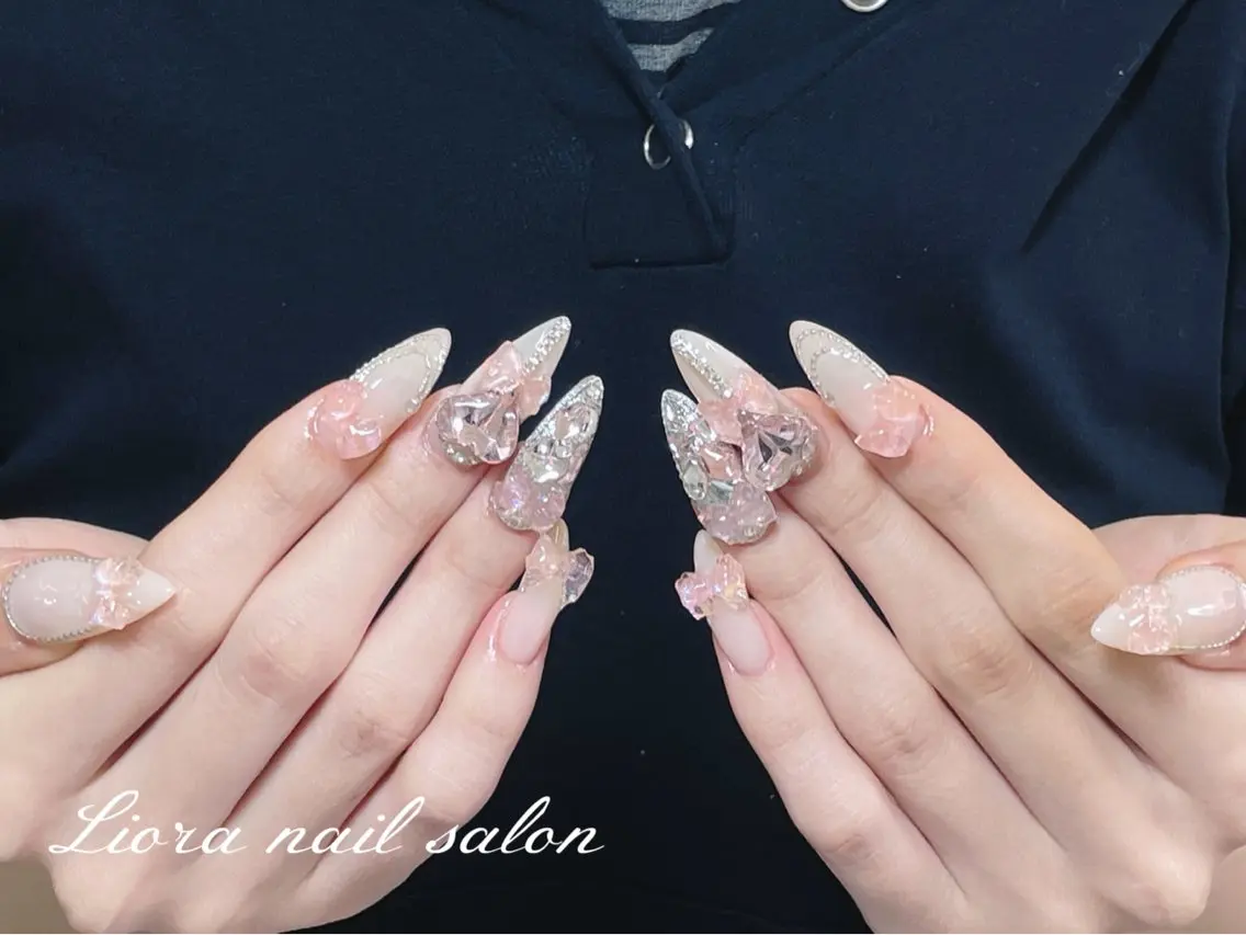 ネイル チークネイル フットネイル フレンチネイル ジェルネイル ガーリー ハンドネイル Liora nailのネイルデザイン