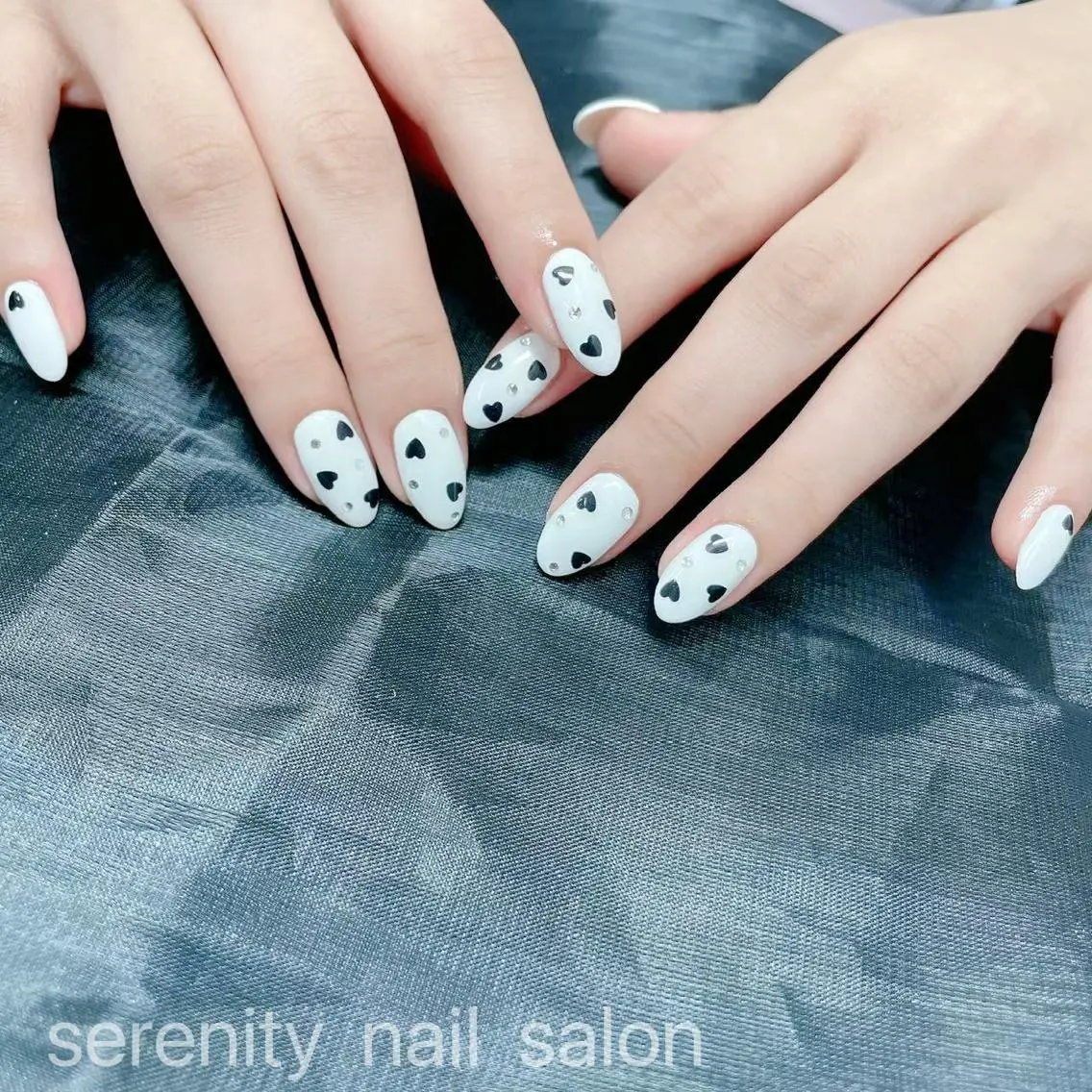 ネイル ハンドネイル ハンドケア ✨Serenity Nail salonのネイルデザイン