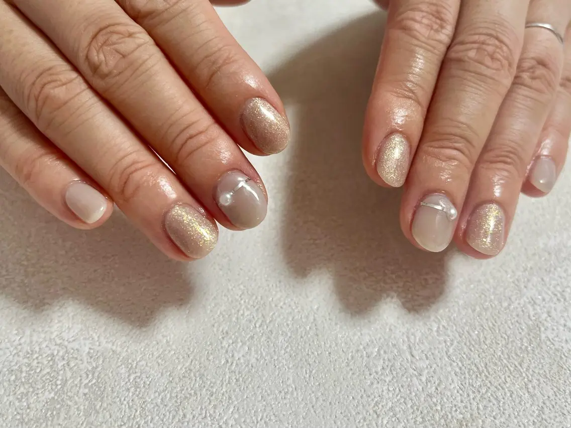 ネイル オーロラネイル ブルー フットネイル フレンチネイル ジェルネイル ハンドネイル kiki nail たまプラーザのネイルデザイン