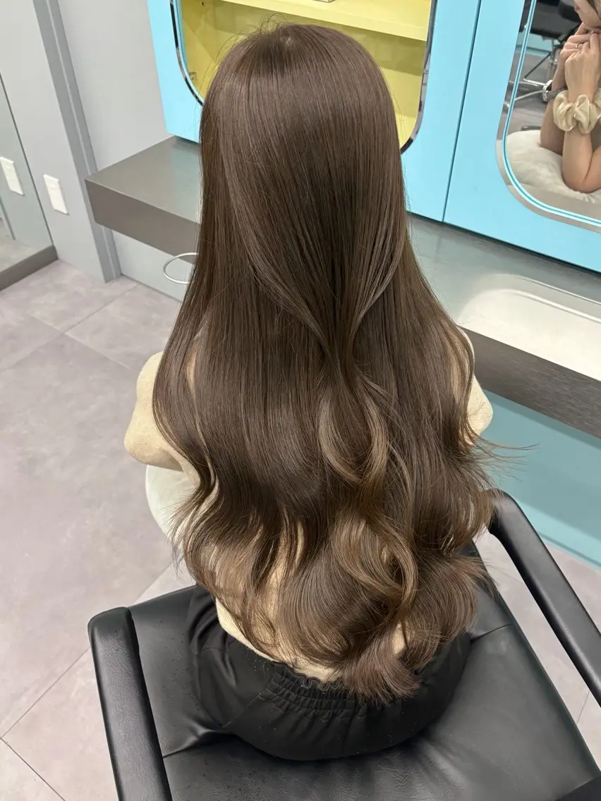 ロング 切りっぱなしボブ ボブ 顔まわりレイヤー 顔周りカット 髪質改善 kyon🎀 透明感カラー/西梅田のヘアスタイル
