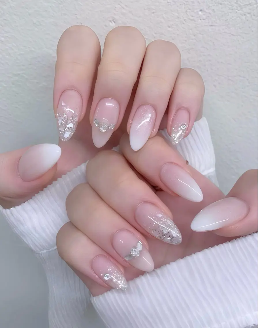 ネイル オーロラネイル チークネイル フットネイル フレンチネイル ジェルネイル ハンドネイル ハンドケア NEW NAIL💞 yukiのネイルデザイン