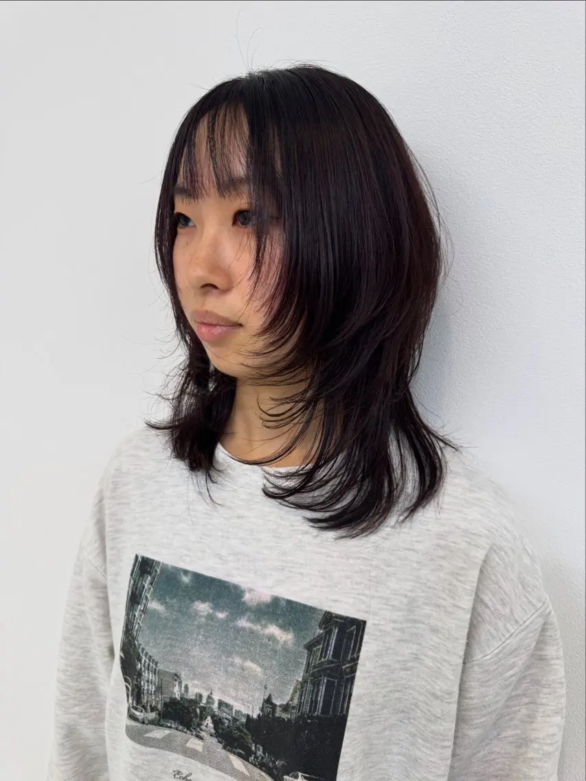 ミディアム ハッシュカット カット ルプラボウ /小見山琴衣のヘアスタイル