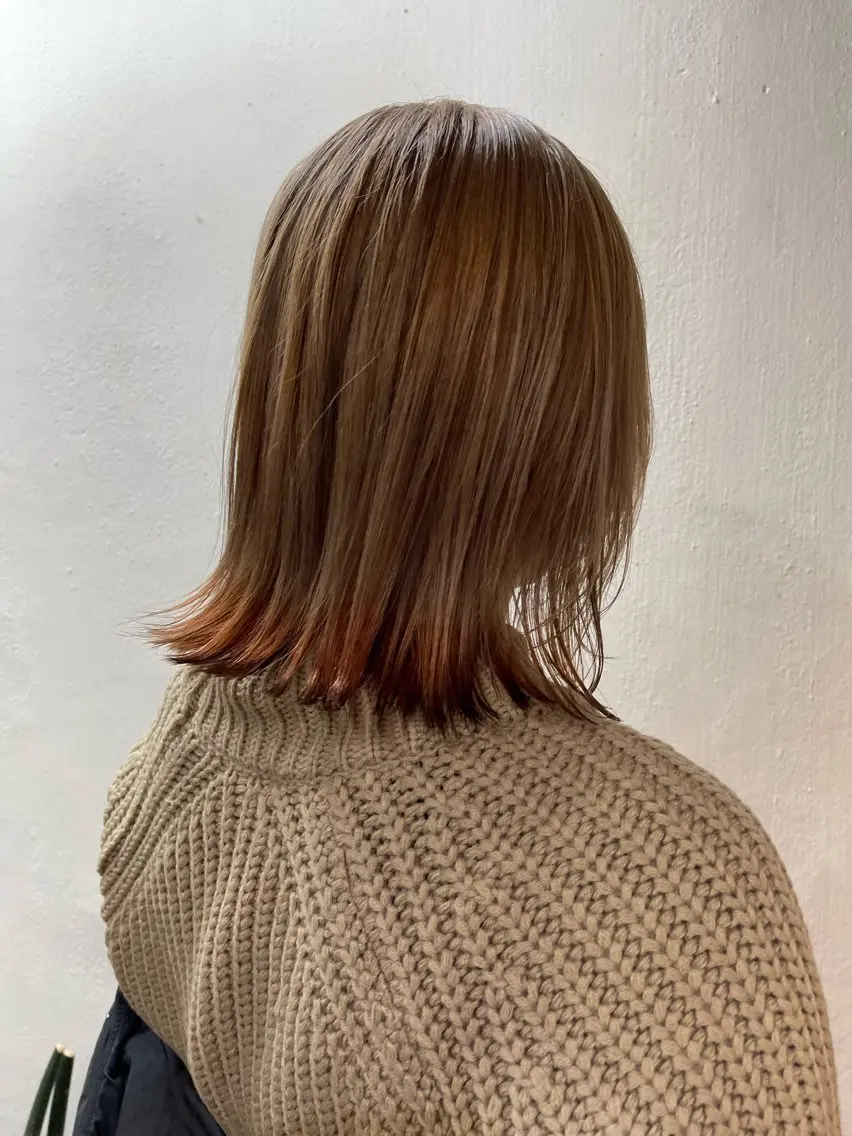 セミロング カラー メンズ メンズブリーチ メンズインナーカラー ブリーチ ケアブリーチ デザインカラー カット ヘアカラー トリートメント ヘアセット 安部佑哉/ハイトーン /レイヤー/ブリーチのヘアスタイル