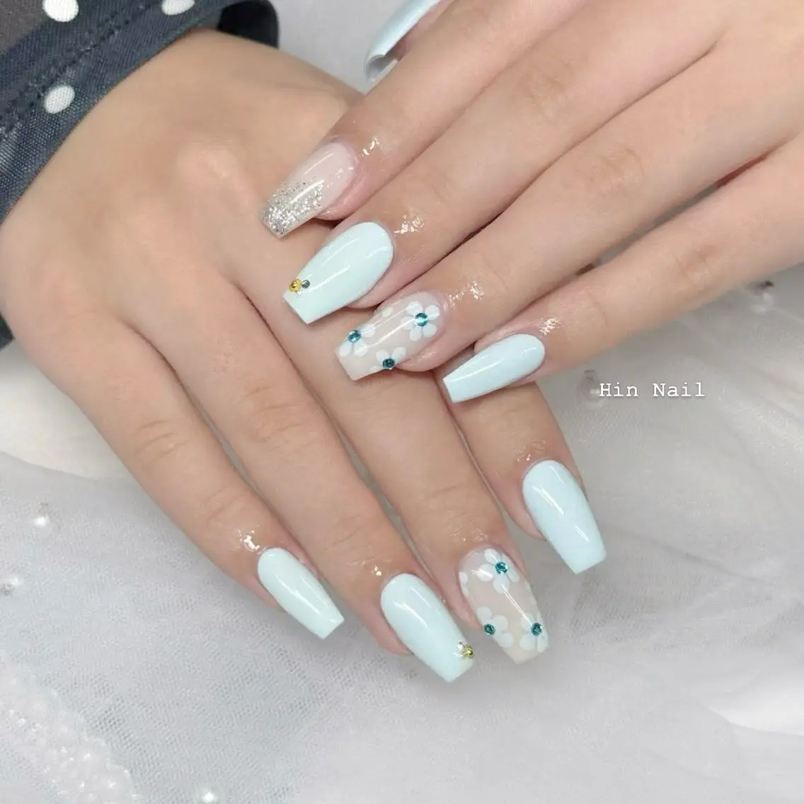 ネイル ハンドネイル HIN NAILのネイルデザイン