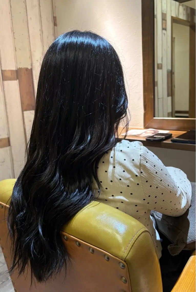 ロング カラー 透明感カラー ヘアカラー Tie リナのヘアスタイル