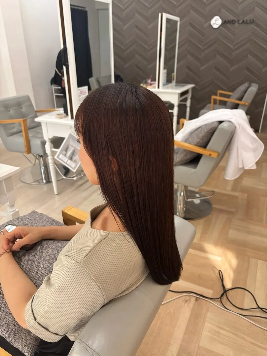 セミロング 縮毛矯正 ワタセ ヒメカのヘアスタイル