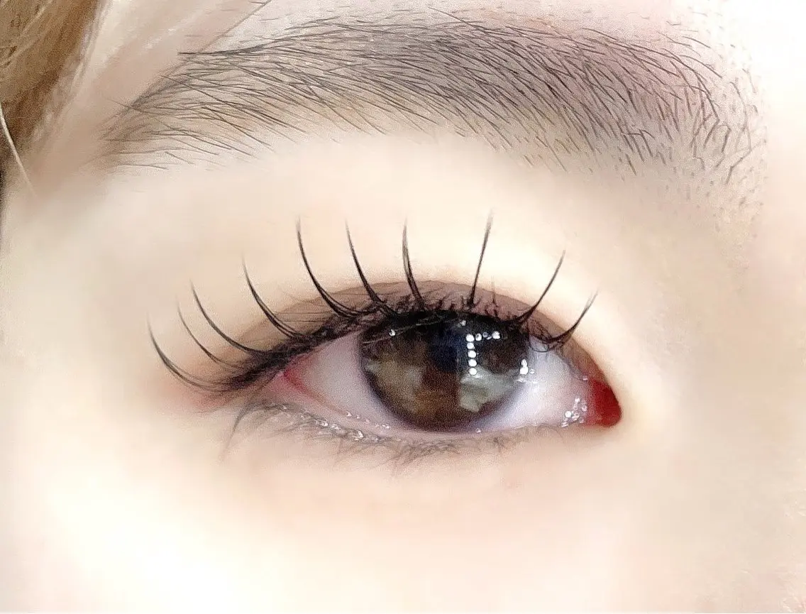 マツエク・マツパ 束感まつ毛 Cカール フラットラッシュ eye salon ef  オオツキのマツエク・マツパデザイン