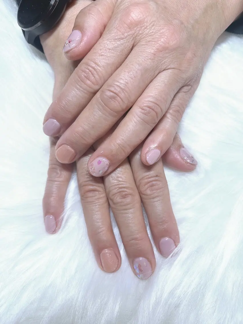 ネイル 桜ネイル 春ネイル レイレア ネイルルームのネイルデザイン