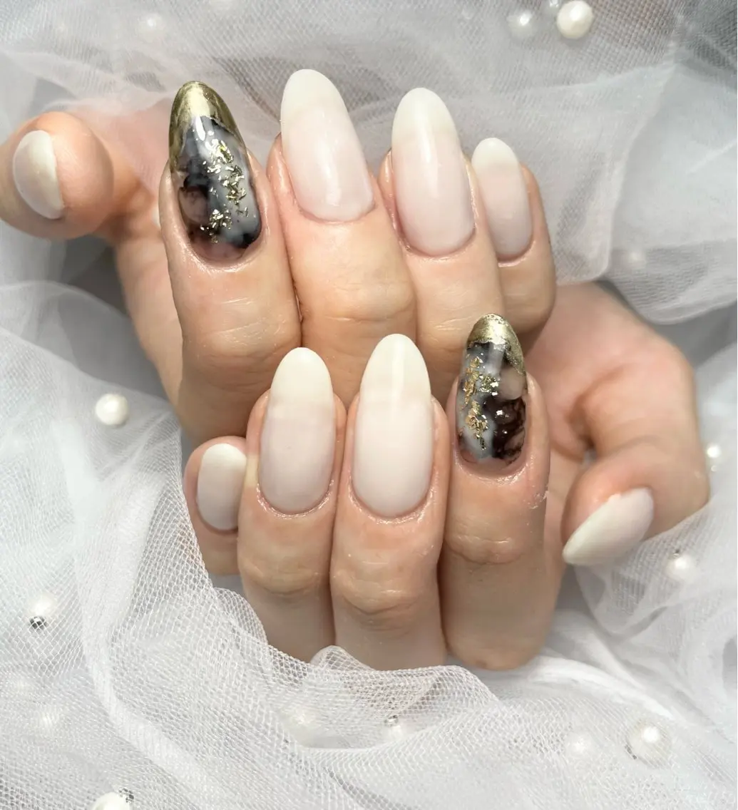 ネイル ジェルネイル ニュアンスネイル パラジェル BLANC.nail yuuのネイルデザイン