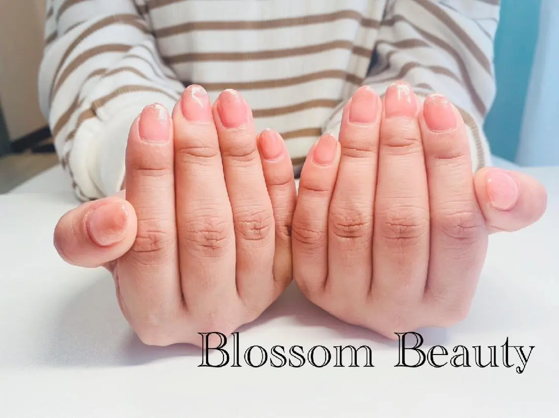 ネイル シンプルネイル 春ネイル Blossom Beauty eriのネイルデザイン