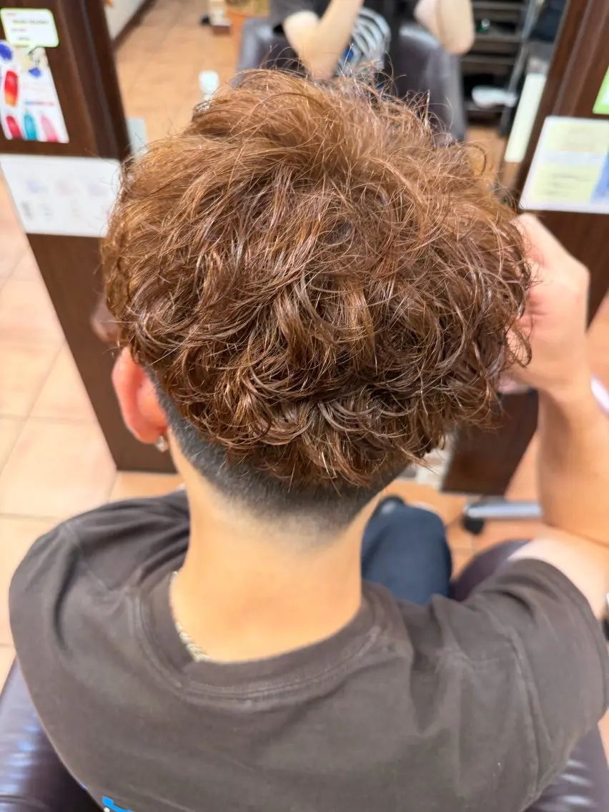 カラー メンズ ヘアカラー 西村 優杏のヘアスタイル