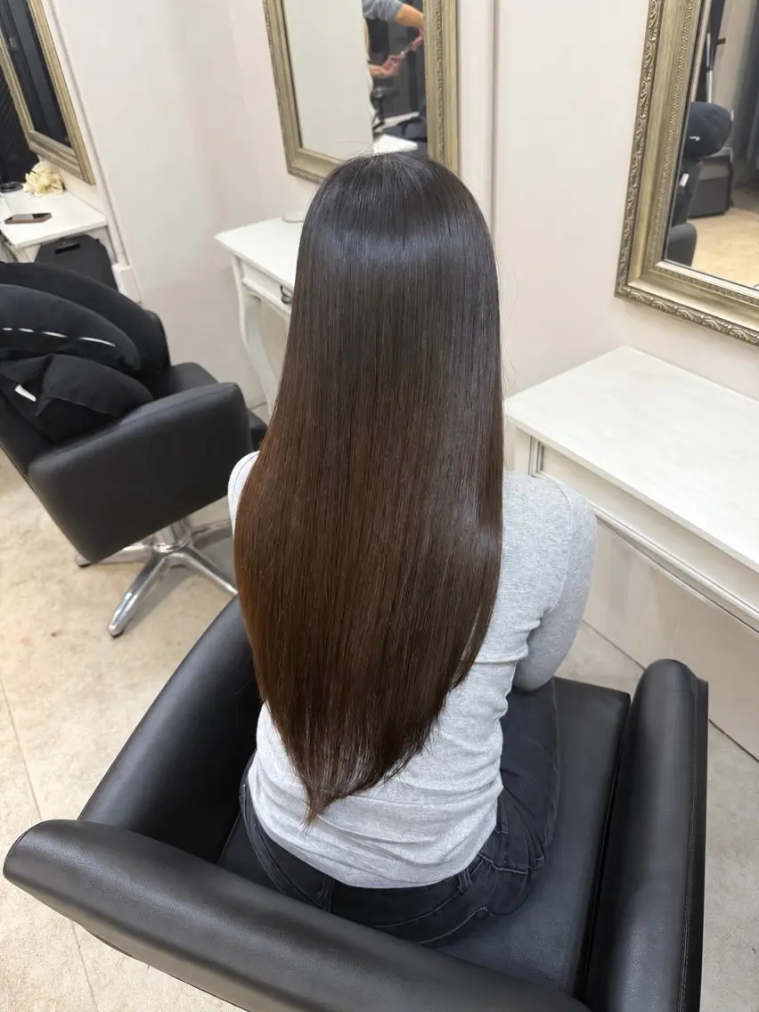 ロング 顔まわりレイヤー 顔周りカット レイヤーカット 縮毛矯正 カット 縮毛矯正 トリートメント 縮毛矯正/艶髪/透明 感カラー/NENEのヘアスタイル