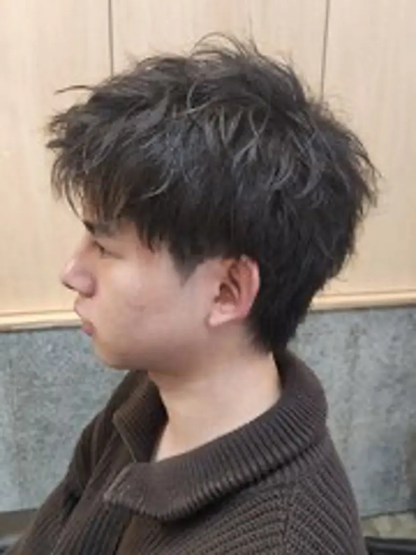 ショート メンズ マッシュ ショートヘア カット パーマ 内山 翔太のヘアスタイル