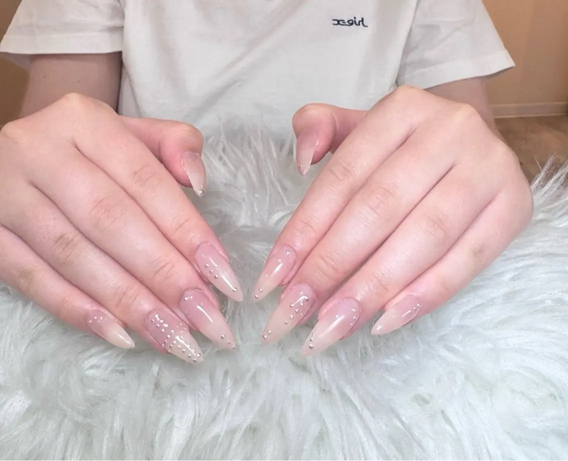 ネイル ハンドネイル T.Lee Nail Lilyのネイルデザイン