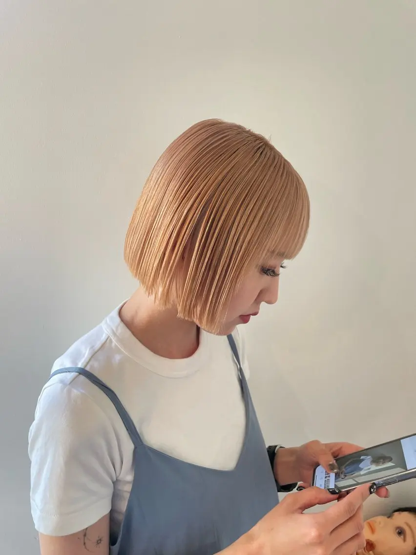 ミディアム カラー ベージュカラー ブロンド ブロンドベージュ ボブ カット ヘアカラー Takuma Suzuki中目黒のヘアスタイル