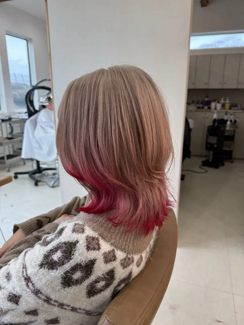 ミディアム ヘアカラー 鈴木 妃帆未のヘアスタイル