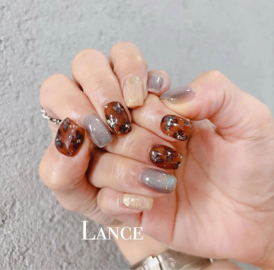 ネイル オーロラネイル フットネイル 氷ネイル・うるうるネイル キラキラネイル 韓国ネイル Lance nailのネイルデザイン