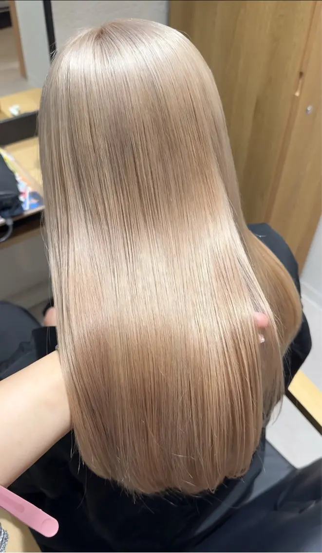 セミロング ヘアカラー トリートメント たかはし るなのヘアスタイル