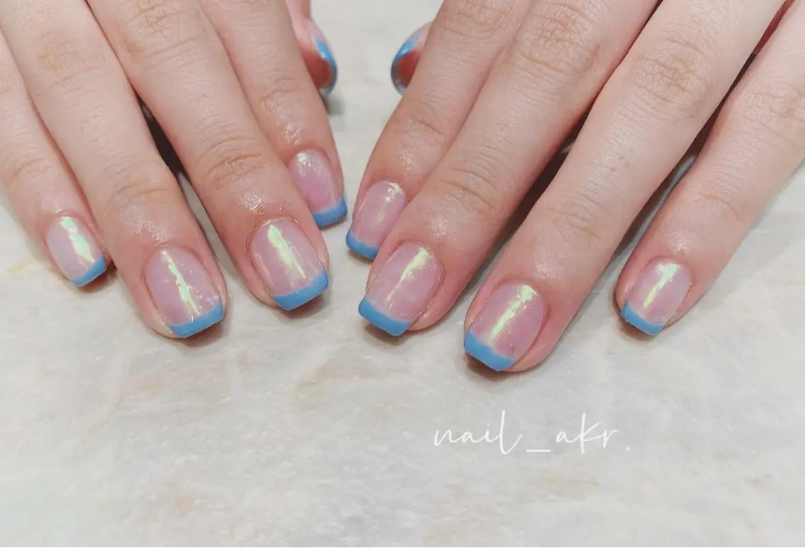 ネイル オーロラネイル フレンチネイル グリーン ミラーネイル nailAVANCE akariのネイルデザイン