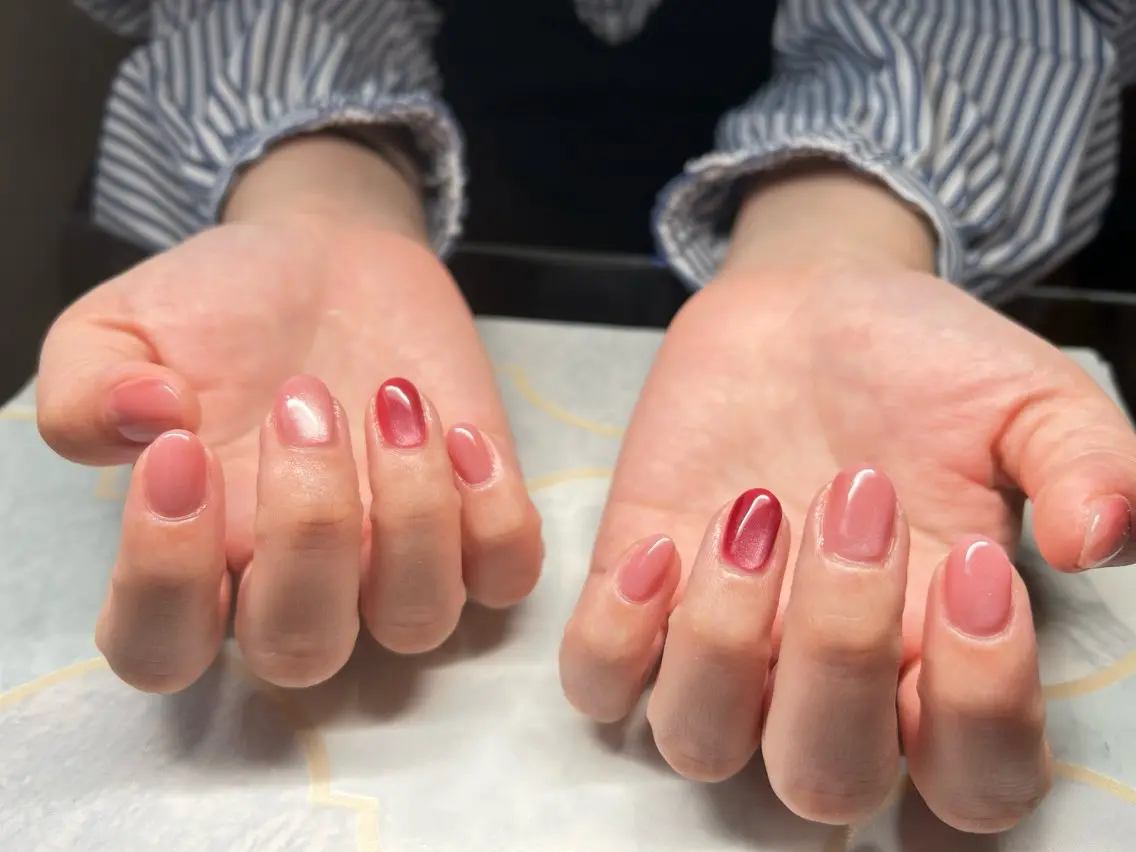 ネイル マグネットネイル ハンドネイル Lisa’s Salonのネイルデザイン