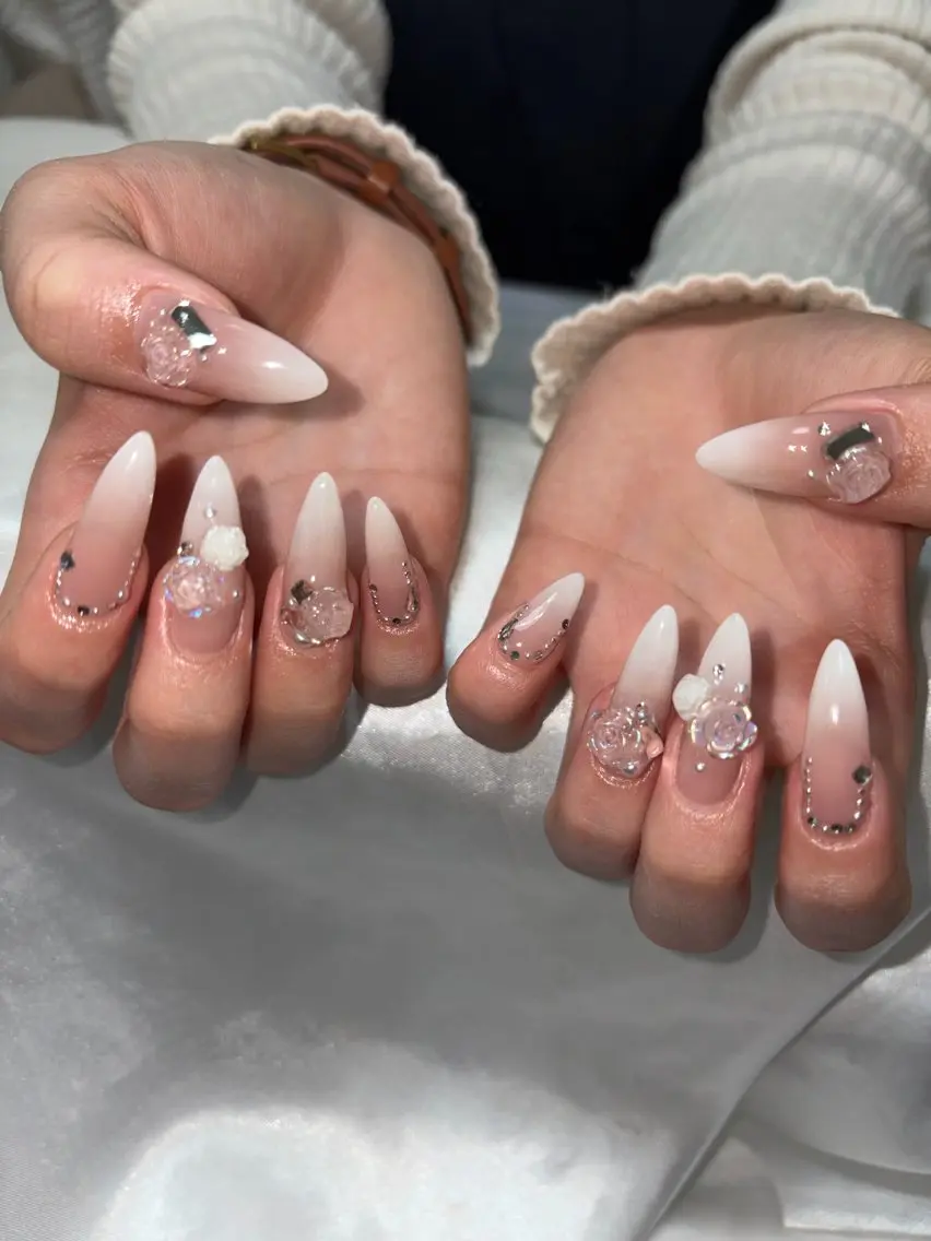 ネイル ハンドネイル nailroom‪ sb‪‪𓈒𓂂𓏸のネイルデザイン