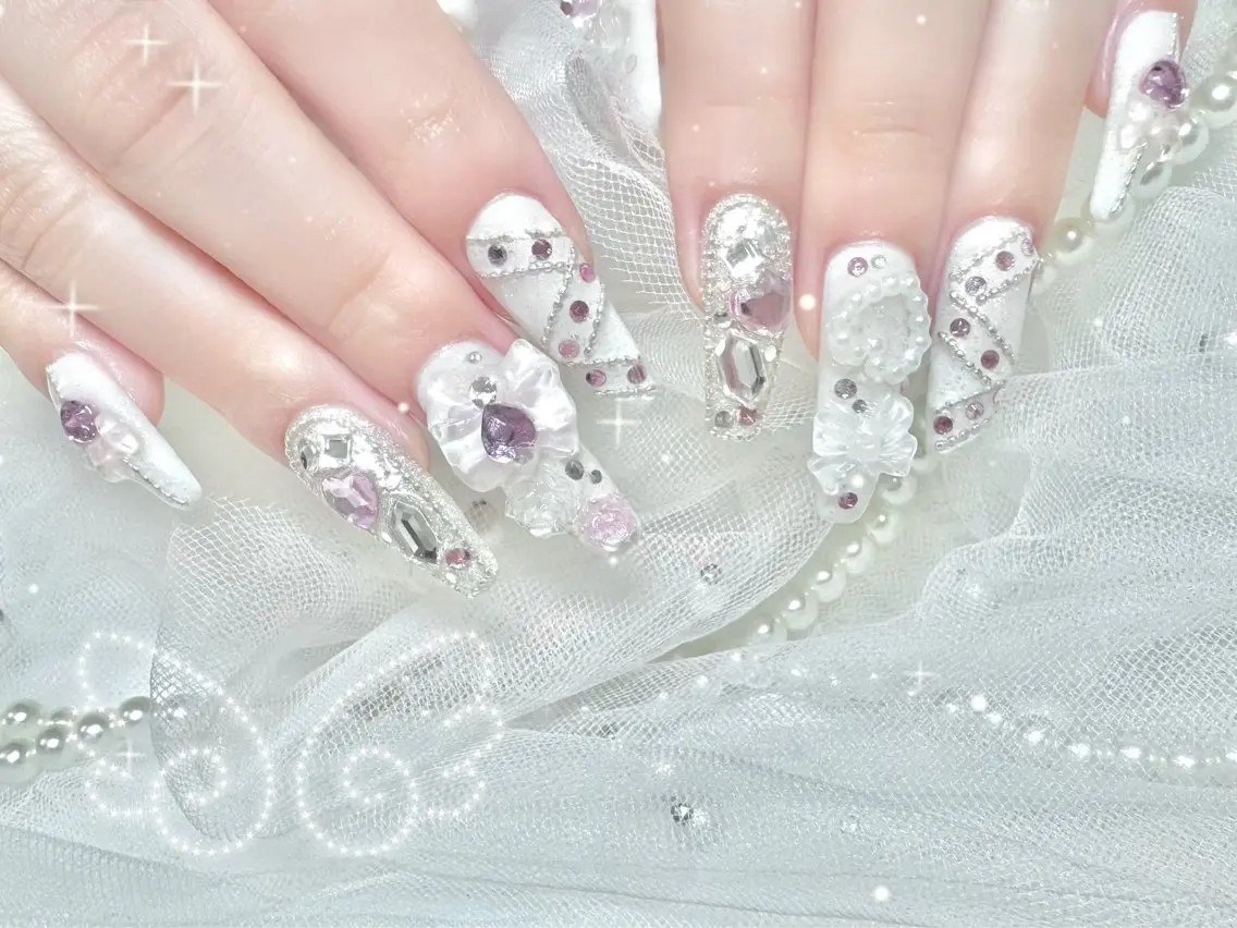 ネイル ハンドネイル ハンドケア 𝗝𝗨𝗥𝗜🎀 niconail三鷹のネイルデザイン