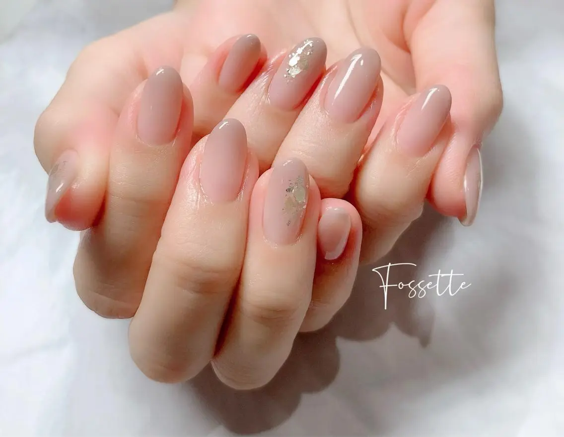 ネイル グラデーション オフィスネイル シンプルネイル nailsalon Fossetteのネイルデザイン