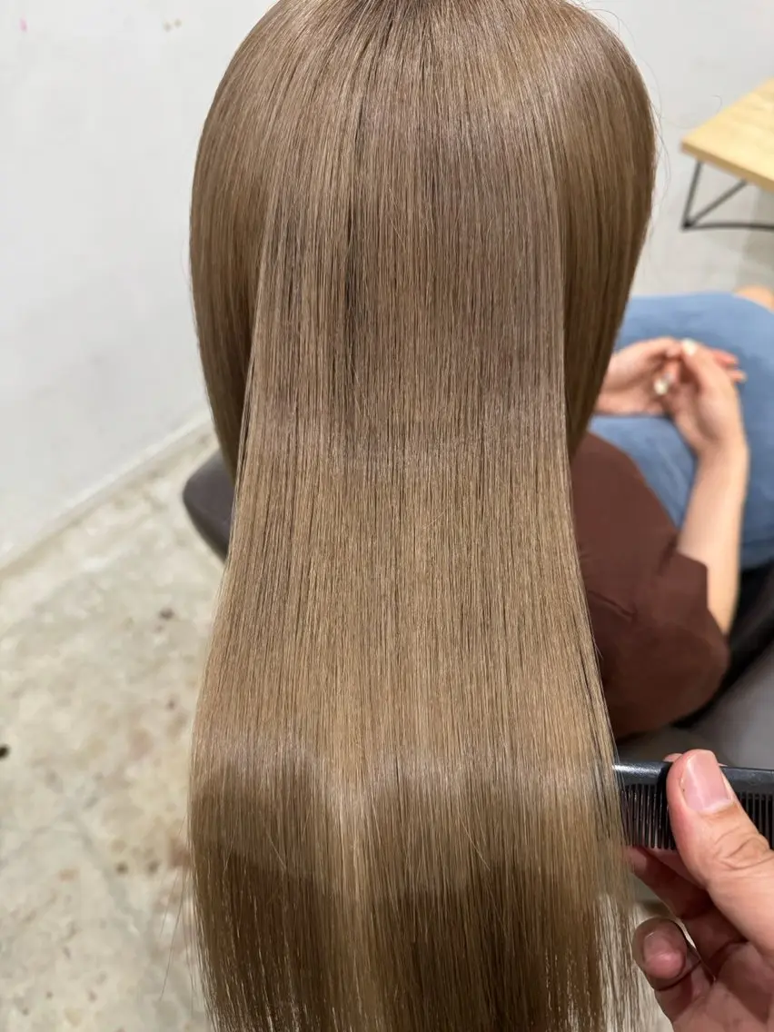 カラー+バイカルテトリートメントの写真