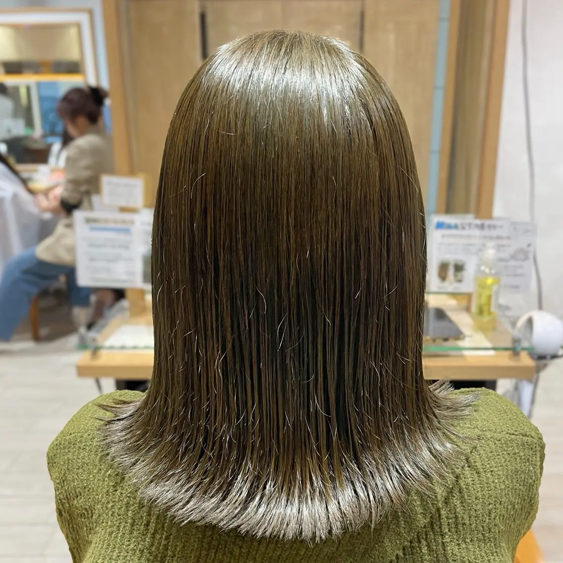 ミディアム カット ヘアカラー トリートメント 🦩 Rui 🦩のヘアスタイル