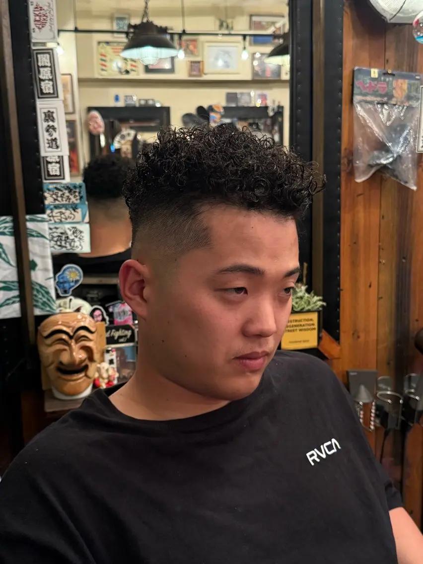 パーマ 西野 仁星のヘアスタイル