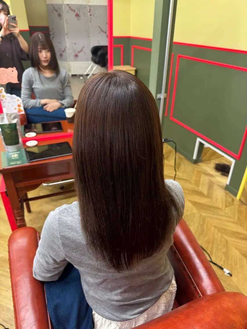 ロング カラー 米倉 麻衣のヘアスタイル