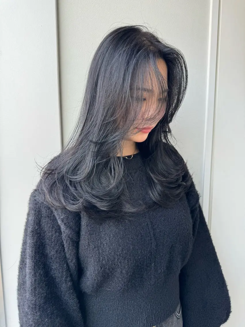ロング カラー 透明感カラー 髪質改善 韓国風ヘア レイヤーカット カット ヘアカラー トリートメント 髪質改善 赤み消しカラー山本のヘアスタイル