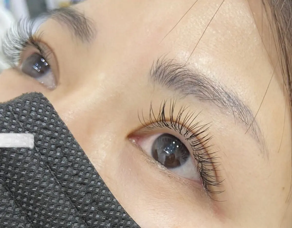 【初回限定】フラットラッシュ まつ毛エクステ 100本まで ¥9900→¥6600の写真