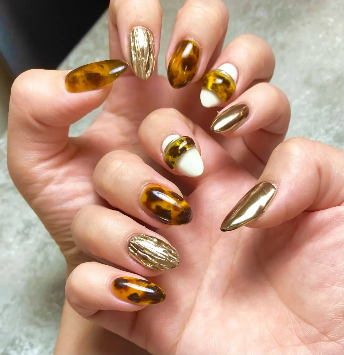 ネイル べっ甲ネイル ミラーネイル Narumi nailのネイルデザイン