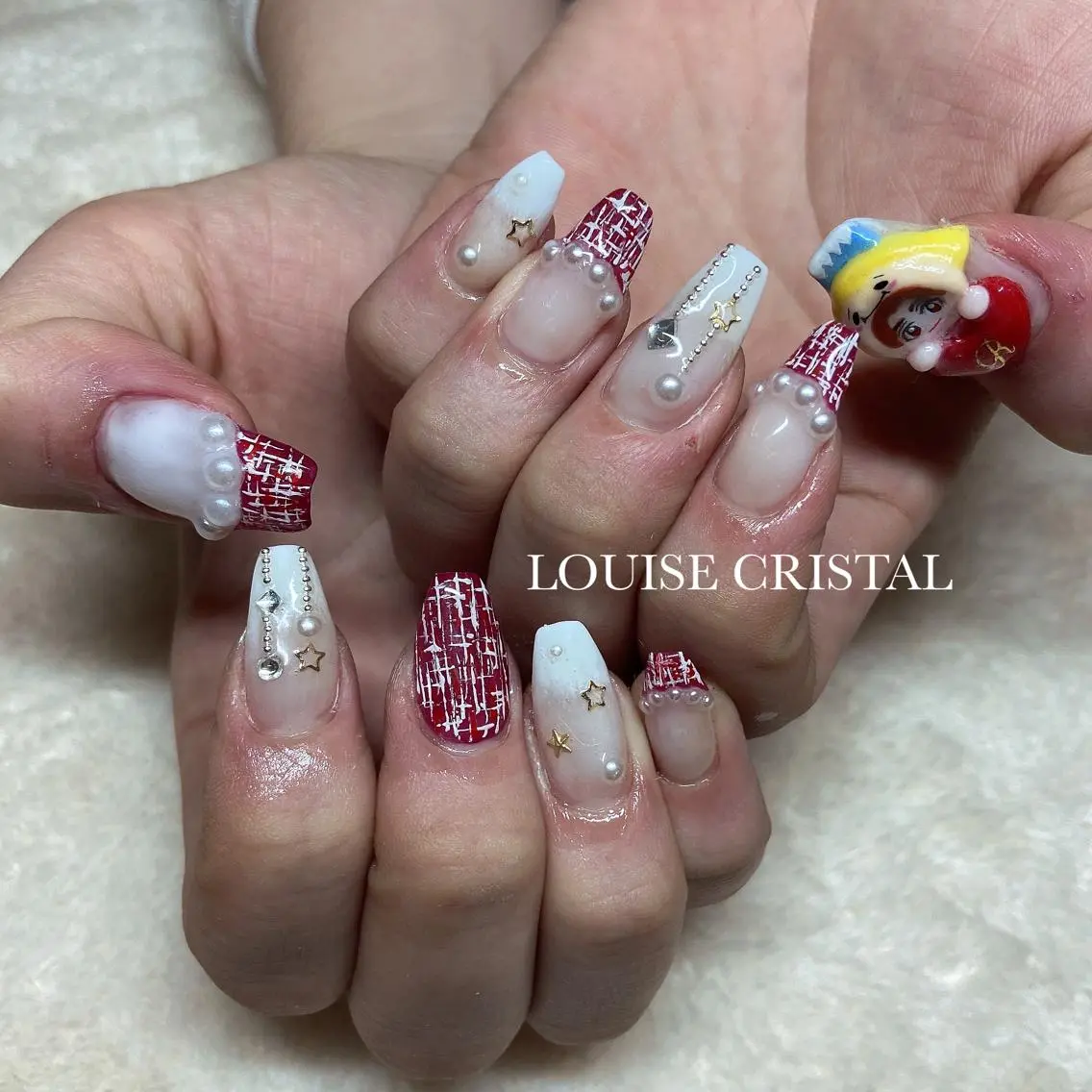 ネイル ハンドネイル LOUISE CRYSTALのネイルデザイン