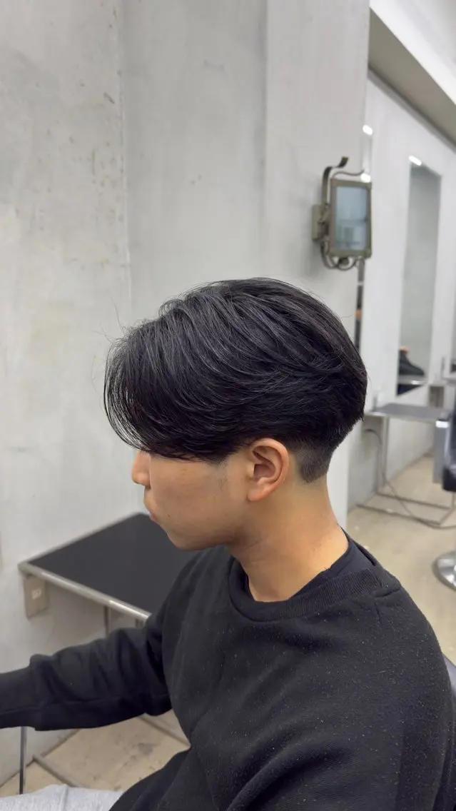 パーマ メンズ 田中 辰弥のヘアスタイル