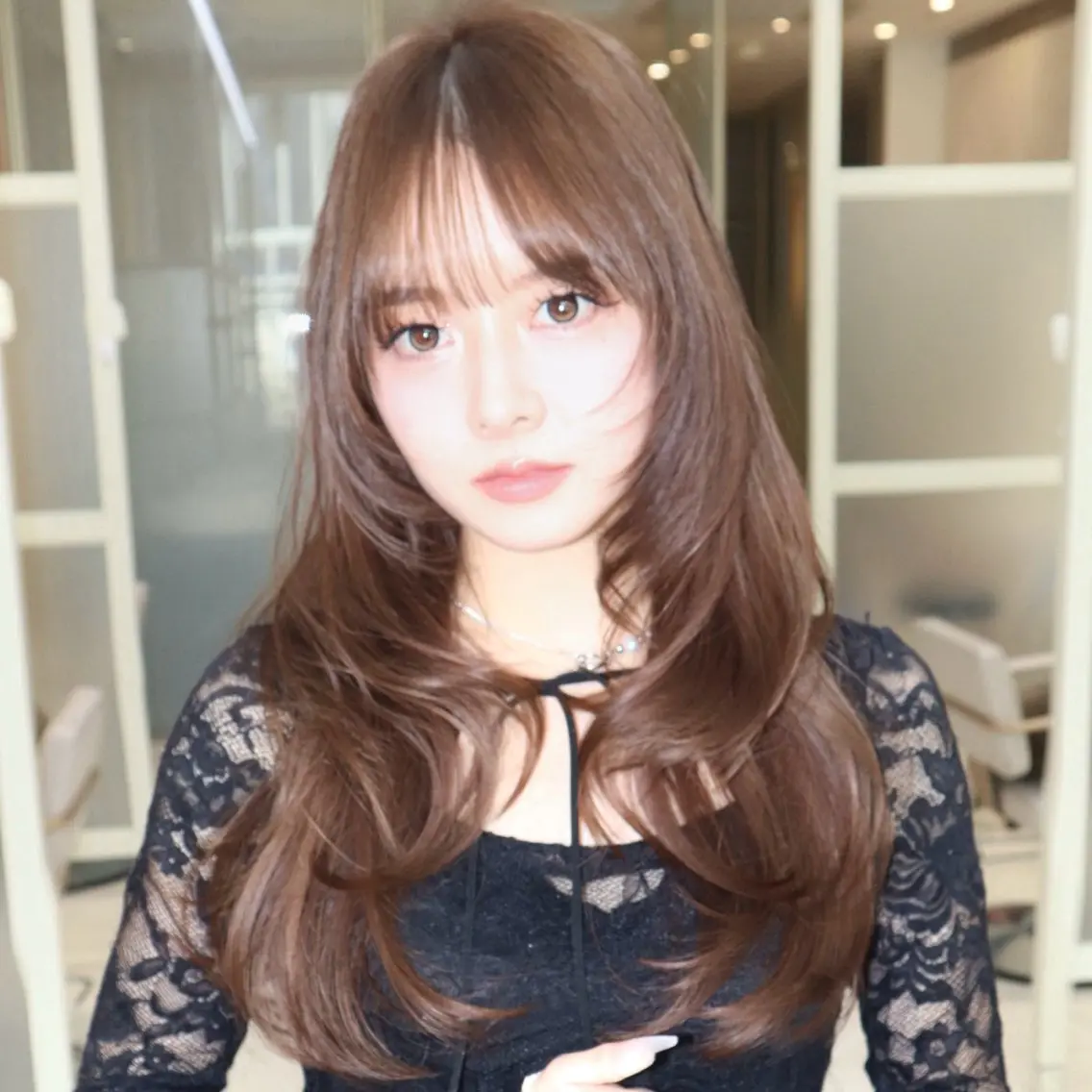 ロング カラー 似合わせレイヤー/ 透明感カラーのヘアスタイル
