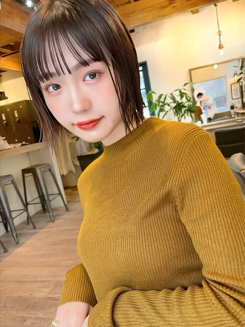 ショート カラー 切りっぱなしボブ ボブレイヤー ボブ くびれヘア 顔まわりレイヤー カット ヘアカラー 結べるレイヤーボブ くびれLady表参道のヘアスタイル