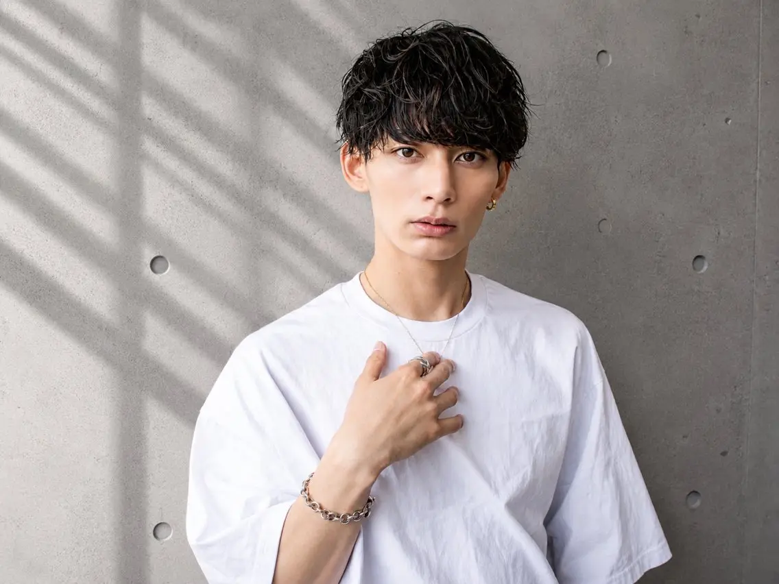 ミディアム 🌟短髪指名No.1 泰成/フェード🌟のヘアスタイル