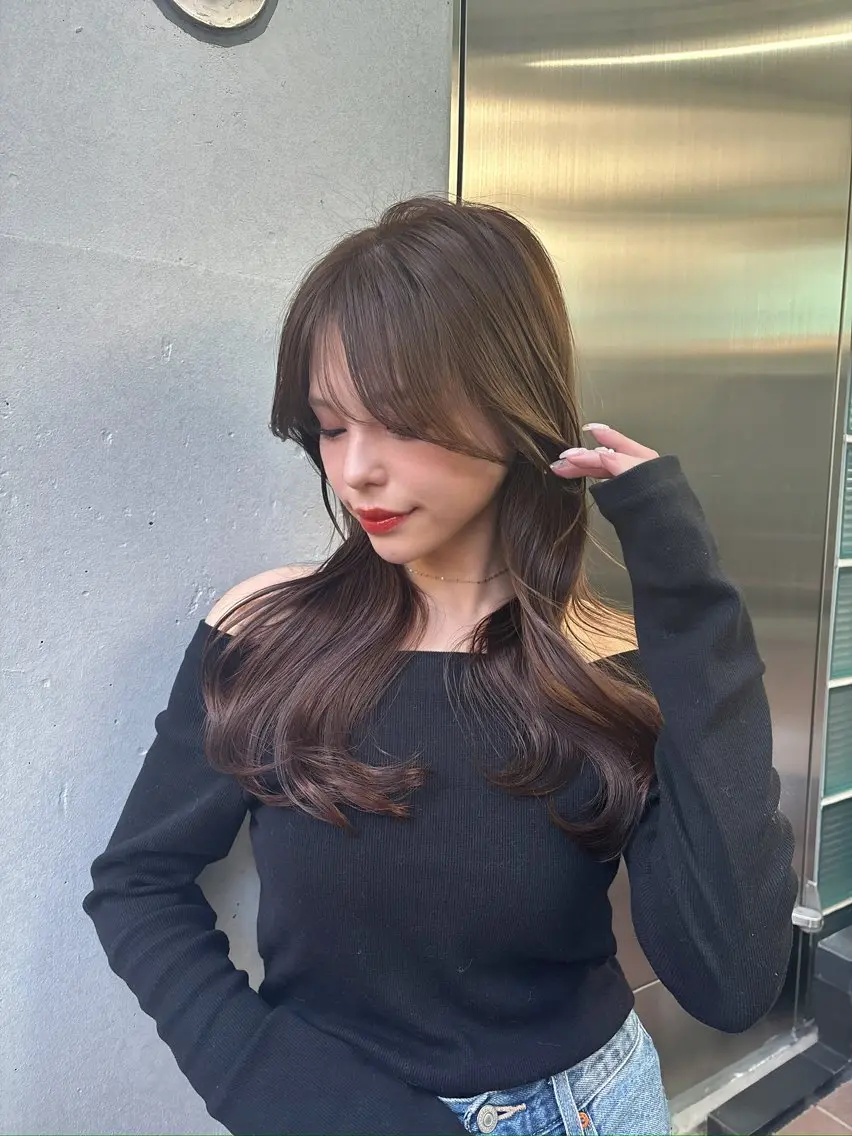 ロング カラー ブラウンカラー 透明感カラー カット ヘアカラー トリートメント レイヤーカット /透明感/千葉怜寿のヘアスタイル