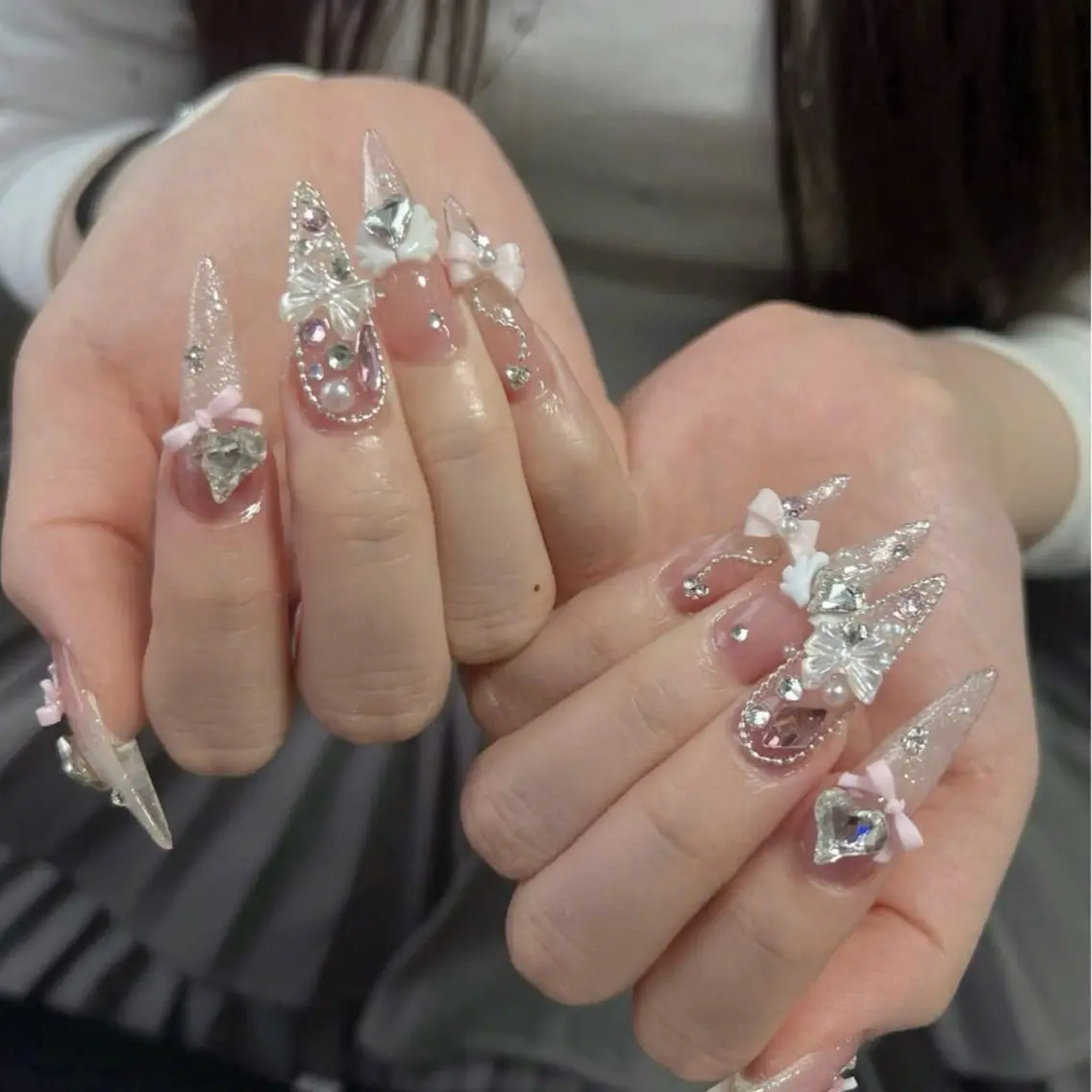 ネイル アートネイル ボルドー フレンチネイル ジェルネイル 氷ネイル・うるうるネイル ハンドネイル Julie NailSalonのネイルデザイン