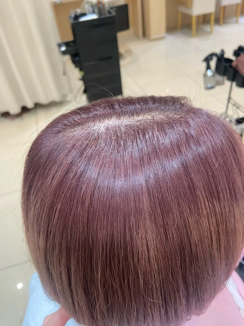 ミディアム カラー ベージュカラー ブリーチ ピンクカラー ピンクベージュ カット ヘアカラー 🌙Ash中目黒 坪内沙月🌙のヘアスタイル